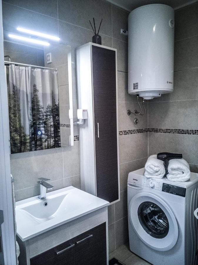 Raw Industrial City Apartment Subotica Esterno foto