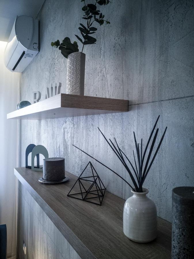 Raw Industrial City Apartment Subotica Esterno foto